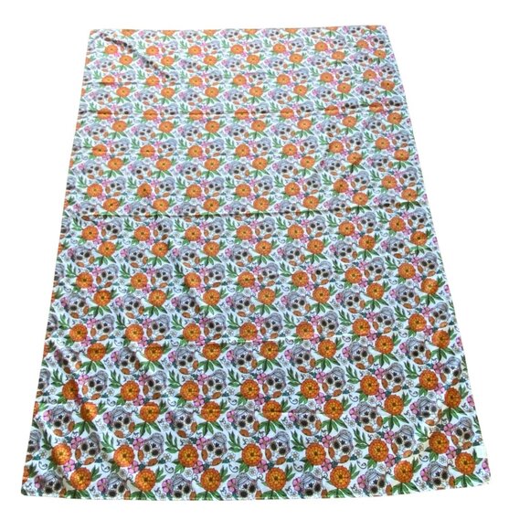 Day Of The Dead Rectangular Tablecloth Sugar Skull Floral Pattern Table Decor - Picture 1 of 9